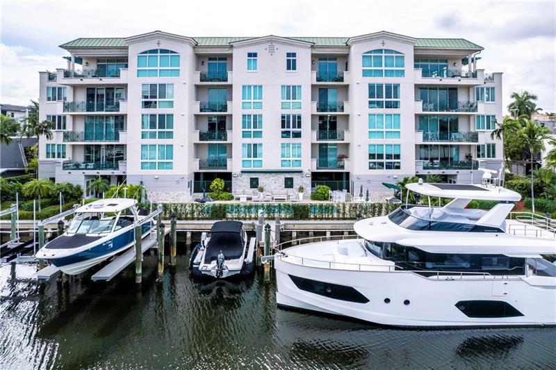 Sold for 1,085,000 by Vickie Arcuri Fort Lauderdale Waterfront Condo